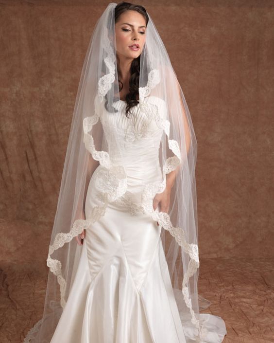 4506 - Cheron's Bridal, Veil