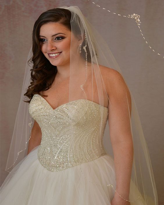 4710 - Cheron's Bridal, Veil