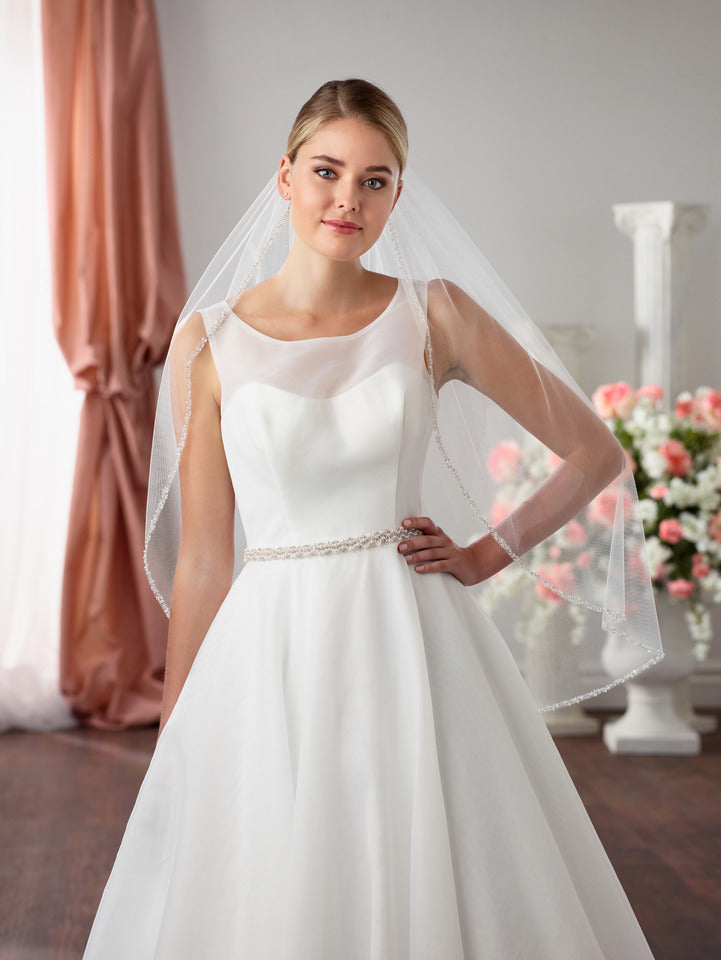 9134 - Cheron's Bridal, Veil