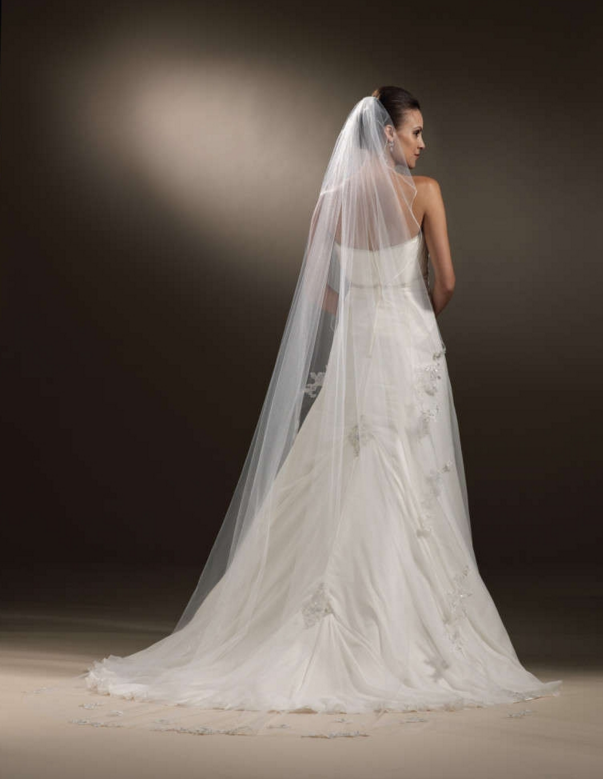 9452 - Cheron's Bridal, Veil